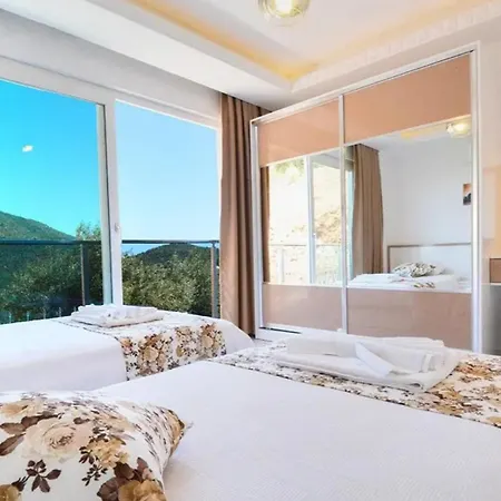 4 Bedroom 2630 ヴィラ *